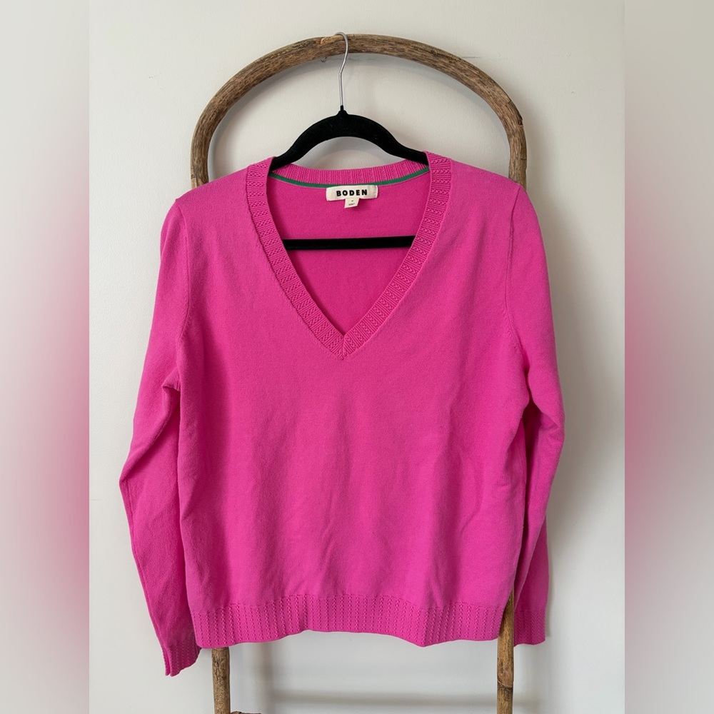 Boden Women's Emilia Cotton V-Neck Sweater